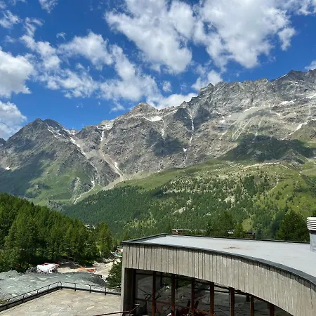 I Dadi Cervinia Апартаменты